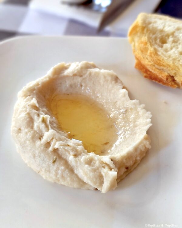 Houmous de haricots blancs à l'huile de noix